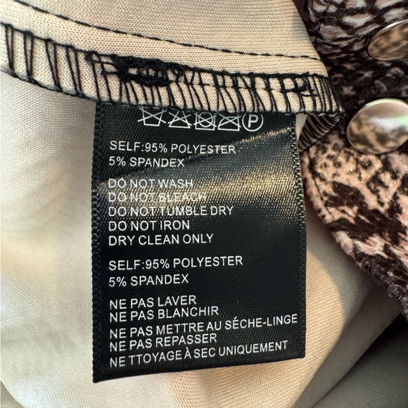 Urban Outfitters UO Maia Soft Faux Leather Snakeskin Pants, Size 2 - Picture 6 of 6